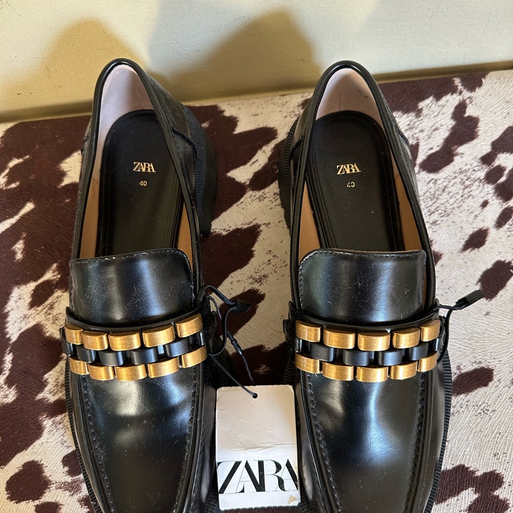 Gorgeous chunky loafers from Zara with lovely metal details. NWT. Size 39.